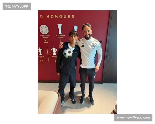 曼联15岁天才小梅西惊艳全场 皇马巴萨等豪门争夺 700万新援首秀计划曝光